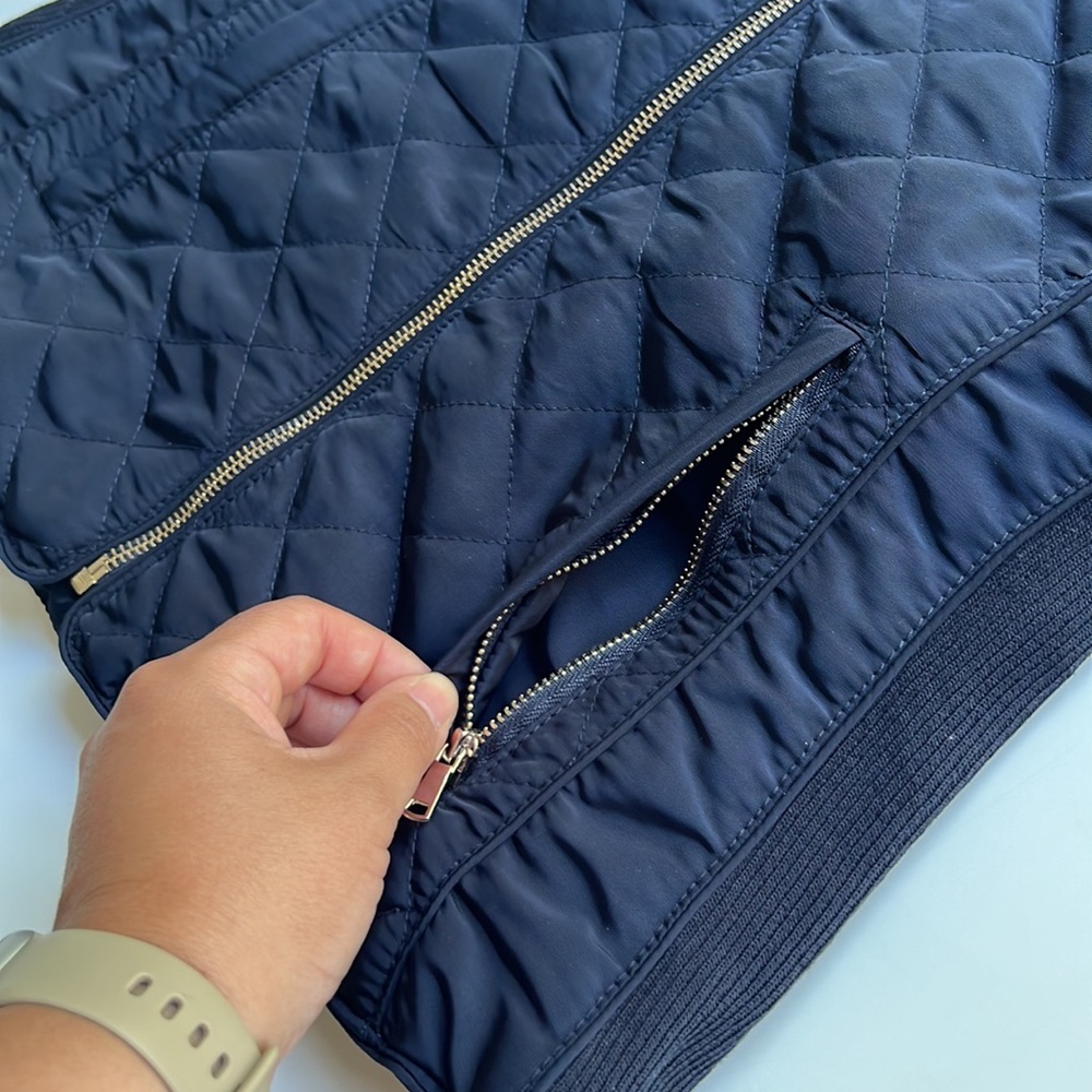 Zara Vest - Picture 6 of 9
